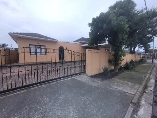 Zenith House Boston Self Catering Accomodation Cape Town Guest house